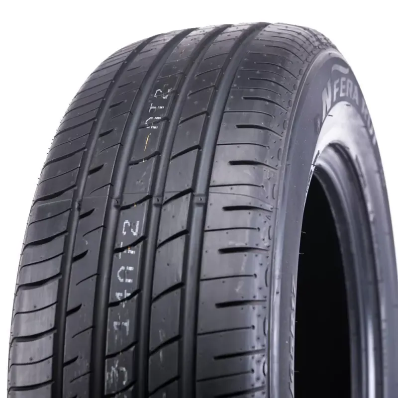 Popularny Nexen N'Fera RU1 235/65 R17 104 H