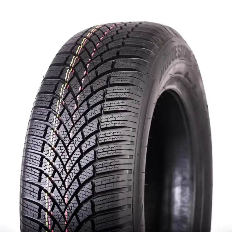 Popularny Bridgestone Blizzak LM005 205/70 R15 96 T
